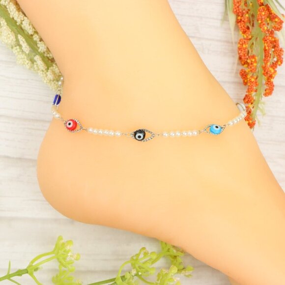 "Handmade Anklet – Elegant & Delicate Jewelry for Women | UNVRC1457 - Picture 10 of 10